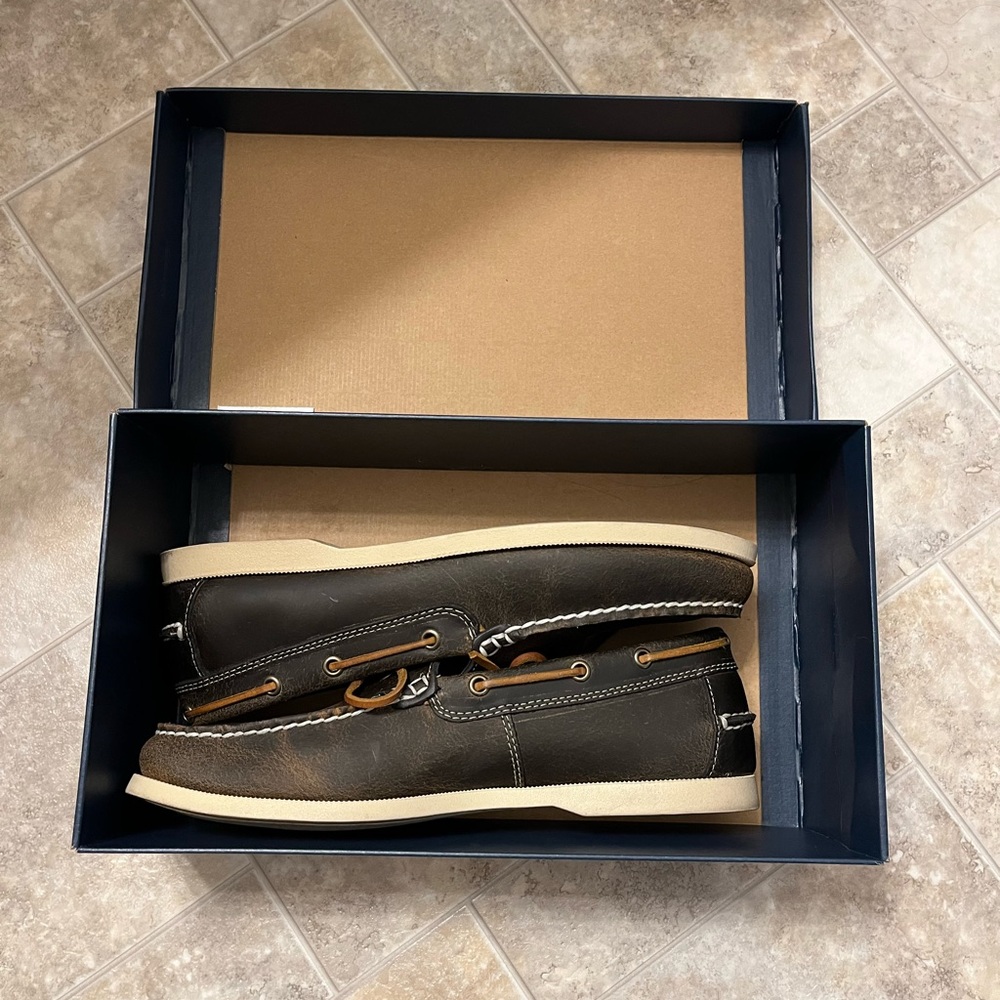 Cole HAAN boat mix shoe Dominick model size 9 men dark brown color